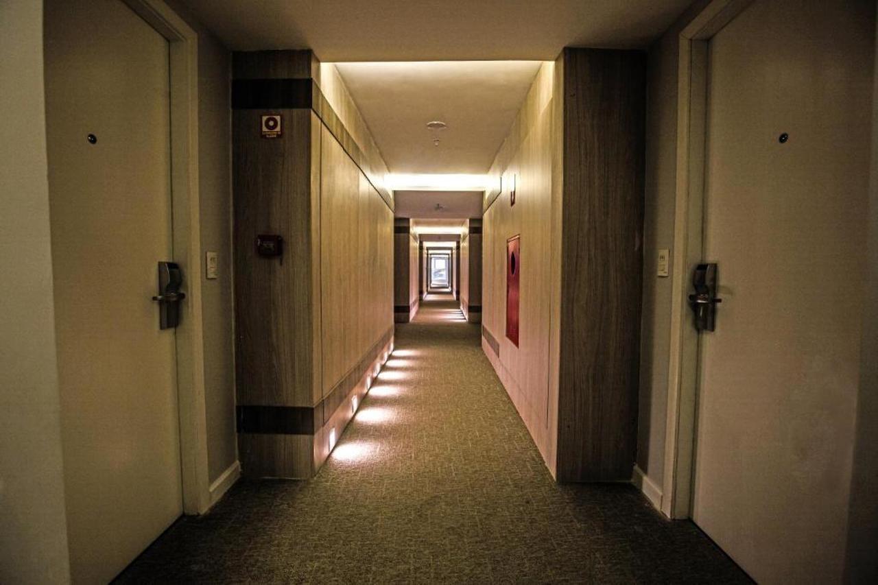 Slim Cuiaba Aeroporto Hotel Bagian luar foto
