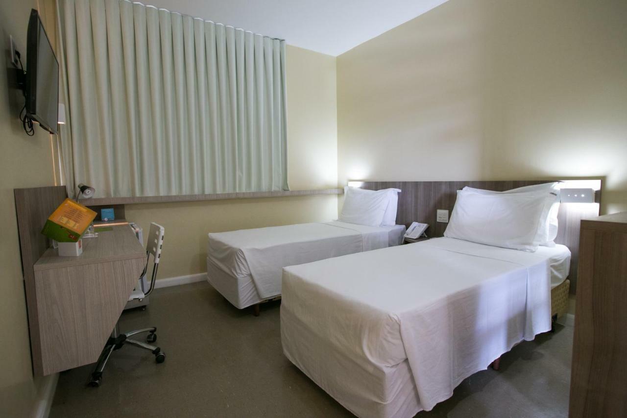 Slim Cuiaba Aeroporto Hotel Bagian luar foto